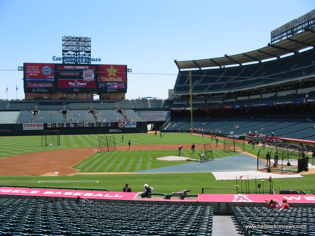 Angel Stadium of Anaheim Review - Los Angeles Angels - Ballpark Ratings